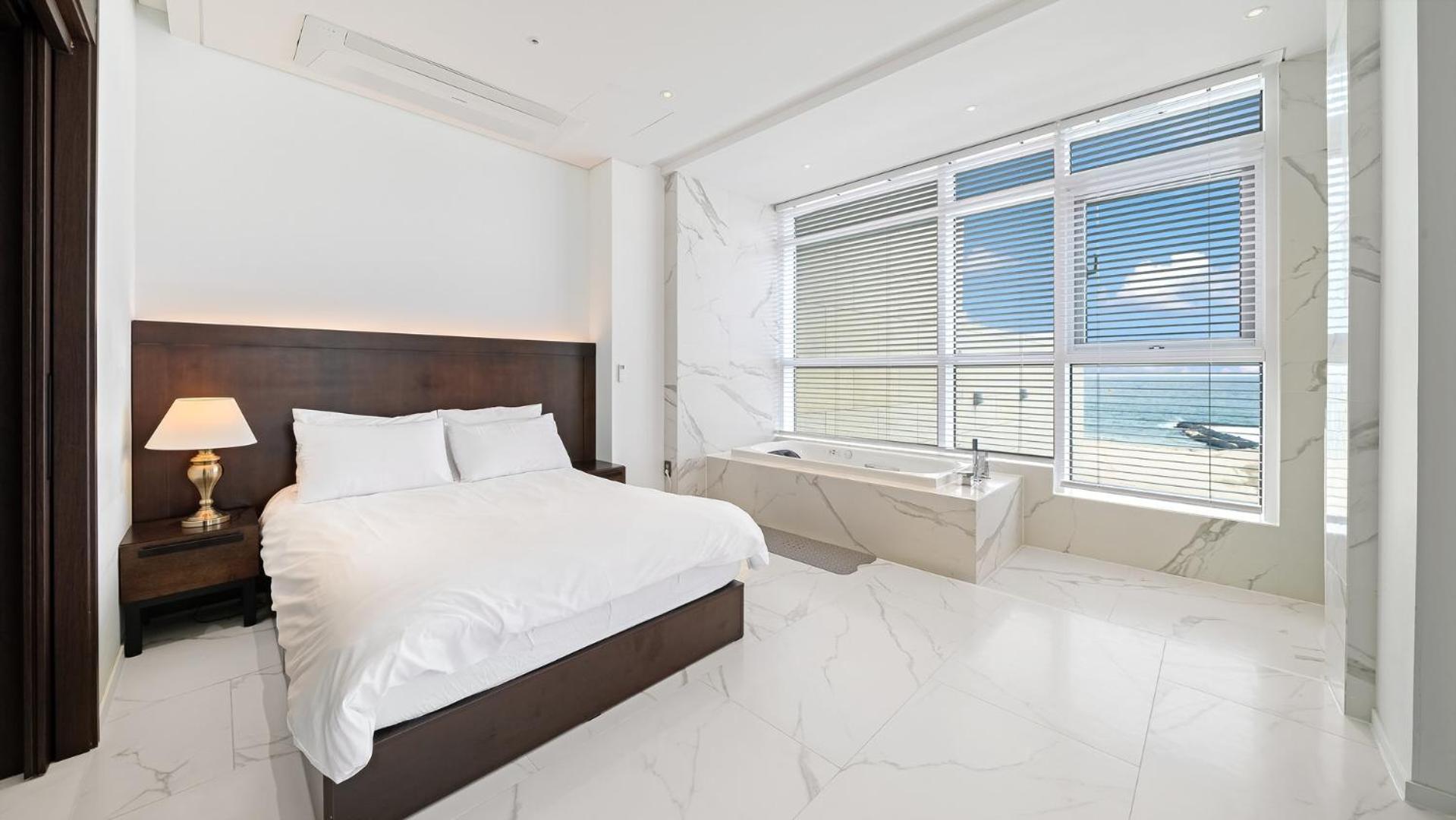 Goseong Moneblue Pension Экстерьер фото